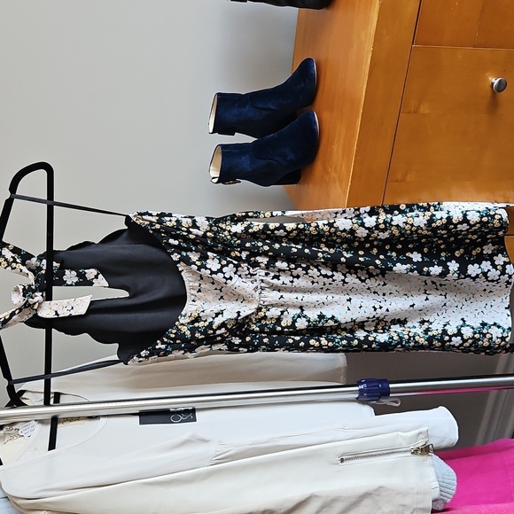 2/$20 Monteau - Floral Halter Dress - Black and White - Size Medium - Picture 4 of 5